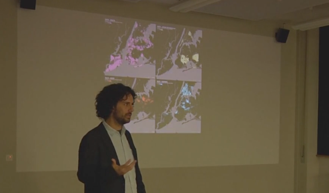 The Uncertainties of Data at the Zürcher Hochschule der Künste lecture photo